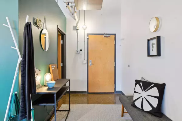 500 Robert ST N #202, Saint Paul, MN 55101