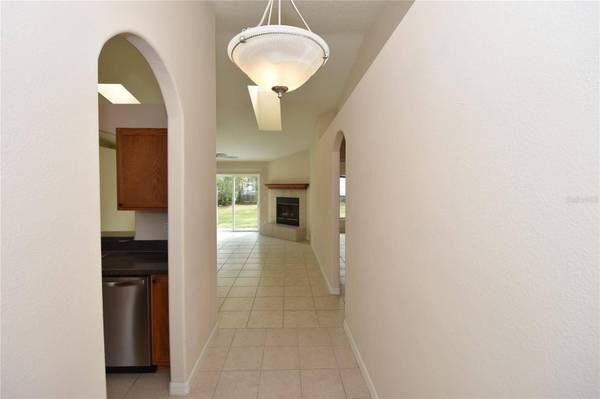 27 RENFRO LN, Palm Coast, FL 32164