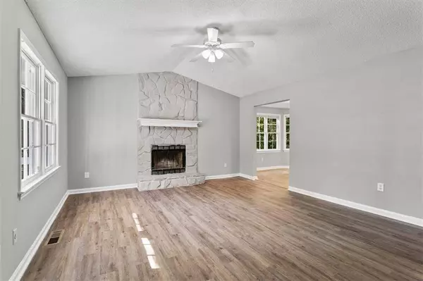 57 Forest DR, Hiram, GA 30141