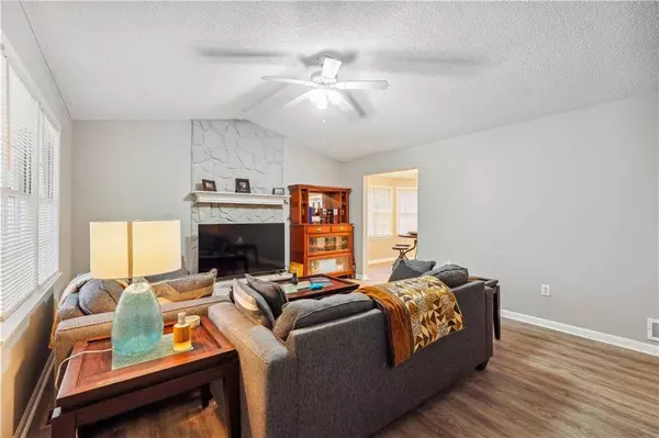 57 Forest DR, Hiram, GA 30141