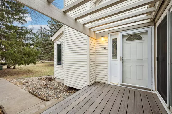 431 Fontaine CT, Woodbury, MN 55125