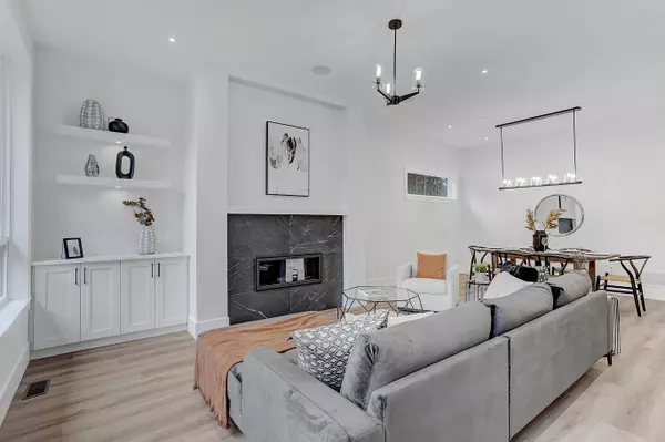 11018 243B ST, Maple Ridge, BC V2W 1H5