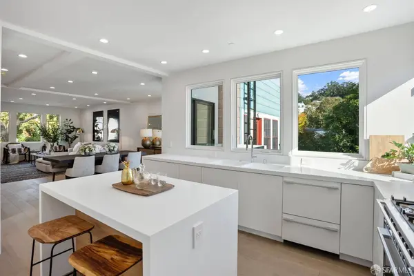 21 Brompton AVE, San Francisco, CA 94131