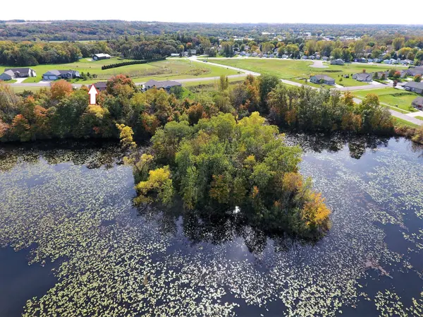 411 Chestnut LN, Faribault, MN 55021