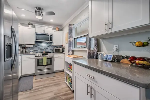 10350 IMPERIAL POINT DR W #19, Largo, FL 33774