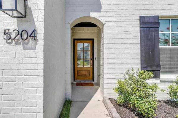 5204 Sonata Trail, Fort Worth, TX 76126