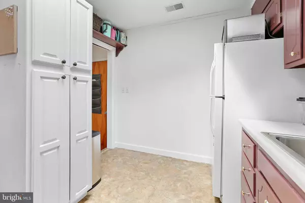 2424 HOUCKS MILL RD, Monkton, MD 21111