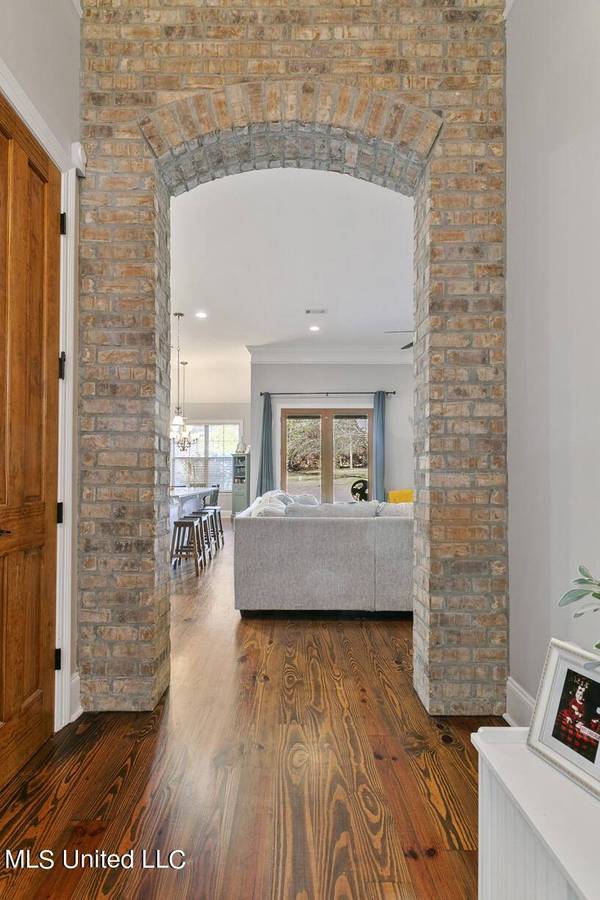 100 Speers Valley Road, Brandon, MS 39042