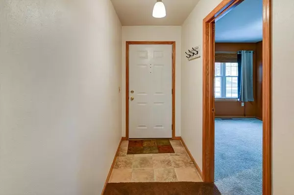 103 N Musket Ridge Drive, Sun Prairie, WI 53590