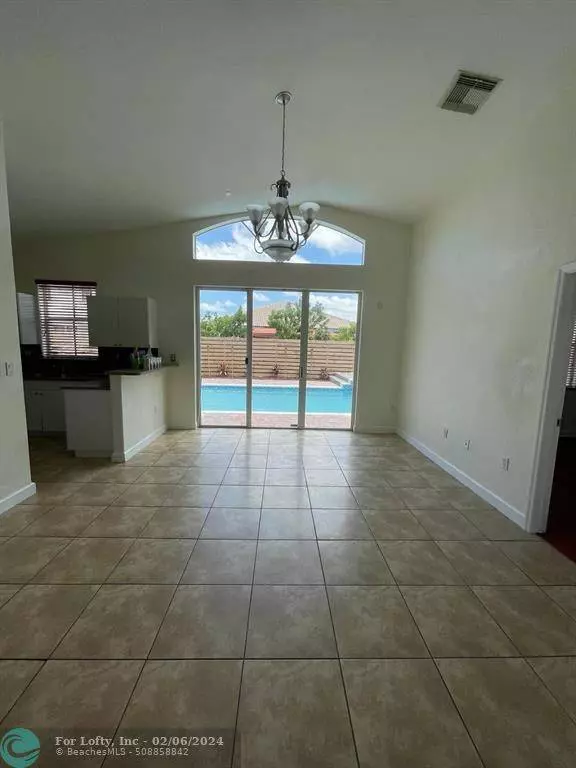 15350 SW 16th Ter, Miami, FL 33185