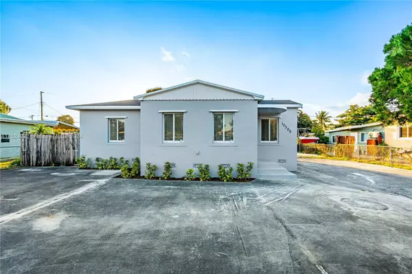 10500 NW 30th Ct, Miami, FL 33147