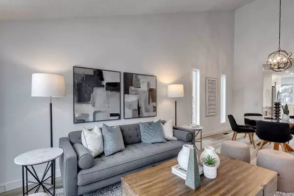 17128 Sundown RD SE, Calgary, AB T2X 2Y2