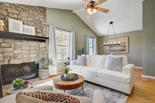 806 Cinnamon CT, Castle Rock, CO 80104