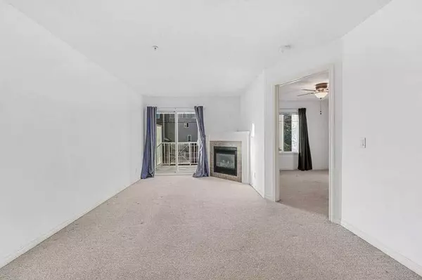 1811 34 AVE SW #218, Calgary, AB T2T 2B9