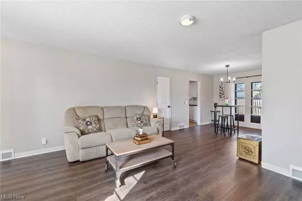 517 33rd ST NW, Canton, OH 44709