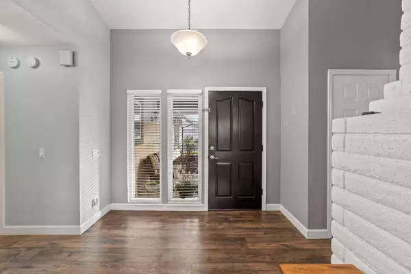 1202 Devonshire CT, Roseville, CA 95661