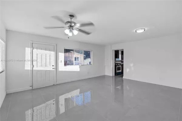10500 NW 30th Ct, Miami, FL 33147