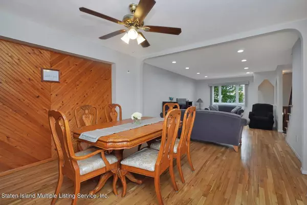 21 Kingsbridge Avenue, Staten Island, NY 10314