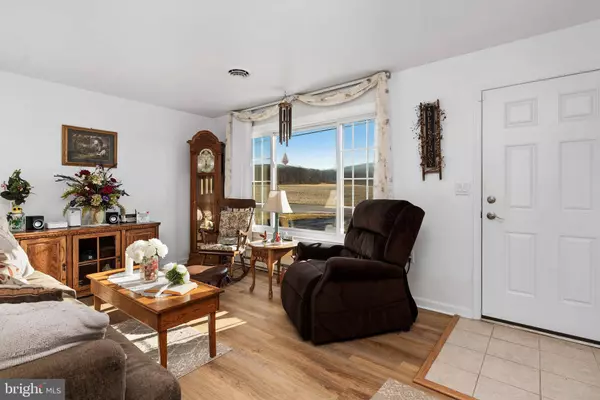 3045 WHITE CHURCH ROAD, Chambersburg, PA 17202