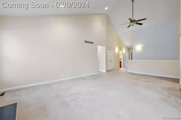 35824 Preserve Lane, Harrison Township, MI 48045