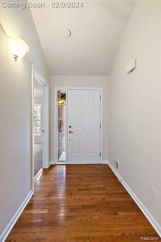 35824 Preserve Lane, Harrison Township, MI 48045