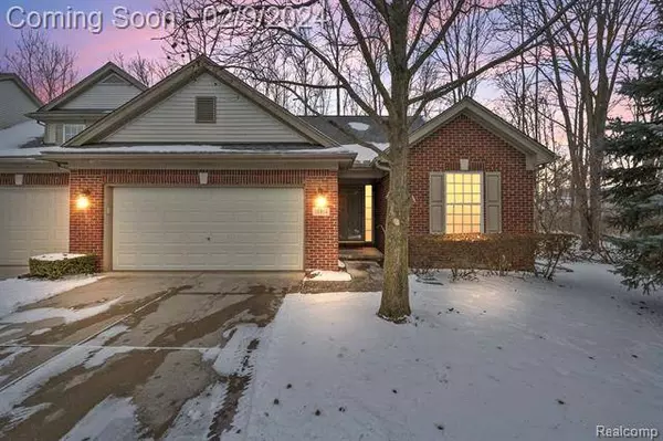 35824 Preserve Lane, Harrison Township, MI 48045