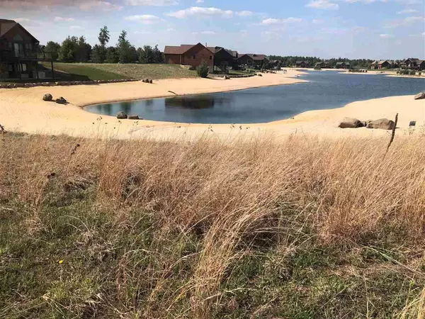 N8059 Castaway Drive, New Lisbon, WI 53950