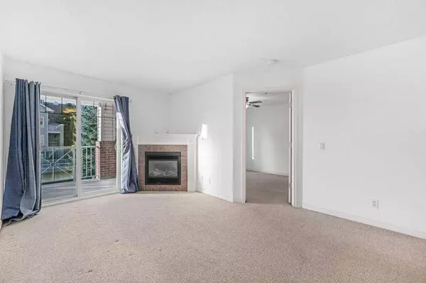 1811 34 AVE SW #218, Calgary, AB T2T 2B9