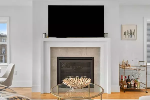 26 Chilcott Pl #1, Boston, MA 02130