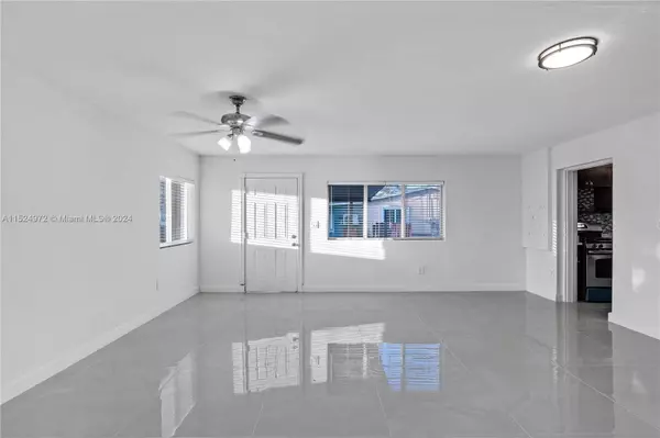 10500 NW 30th Ct, Miami, FL 33147