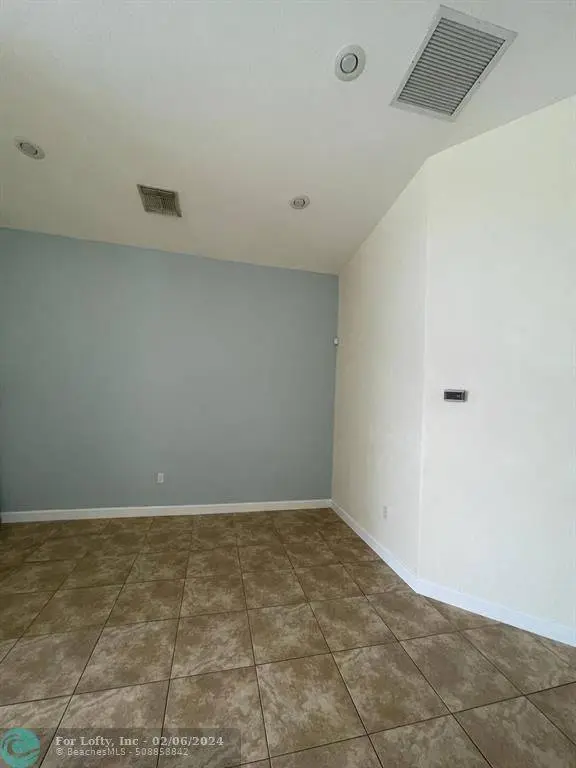 15350 SW 16th Ter, Miami, FL 33185