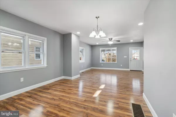 1653 HIGH AVE, Willow Grove, PA 19090