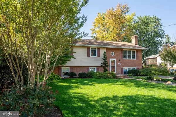 14713 ALGRETUS DRIVE, Centreville, VA 20120