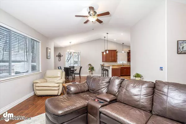 6981 S Frontier DR, Wasilla, AK 99623