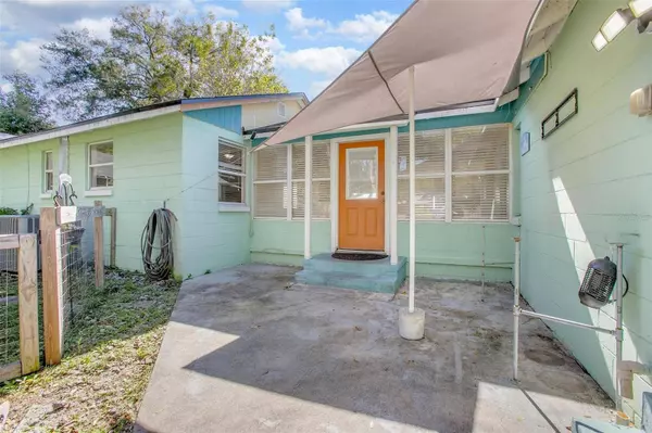 126 ELDORADO DR, Debary, FL 32713