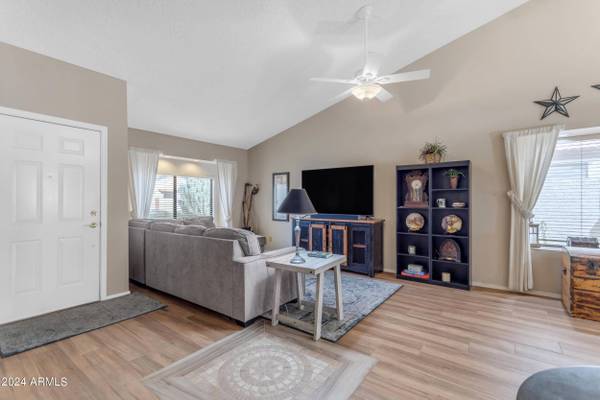 542 S HIGLEY Road #40, Mesa, AZ 85206