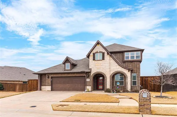 412 Amber Lane, Aubrey, TX 76227