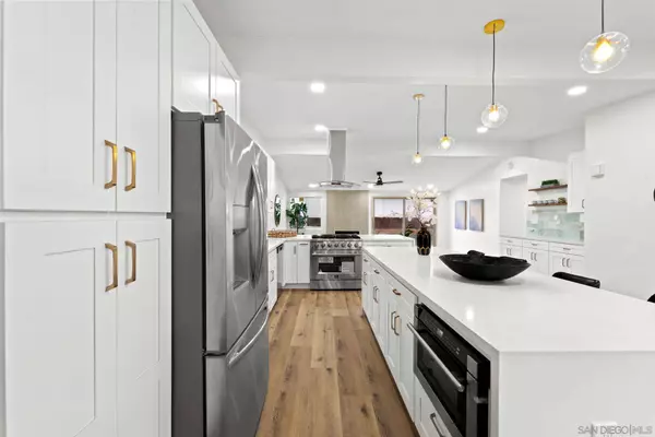 2832 Walker Dr, San Diego, CA 92123