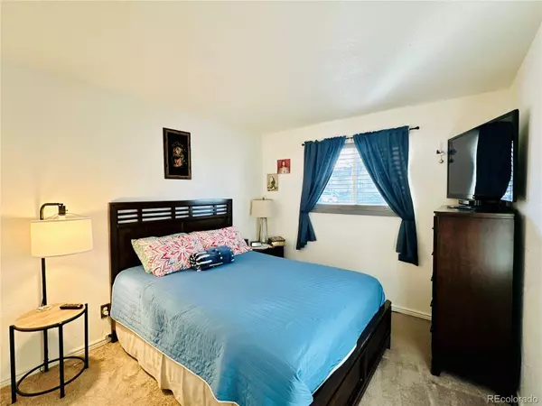 8168 Pearl ST, Denver, CO 80229