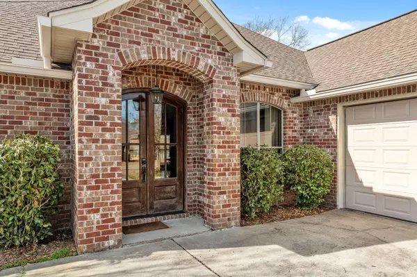 15 Sunline Dr, Petal, MS 39465