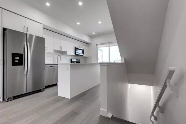 8535 19 AVE SE #104, Calgary, AB T2B 2M4