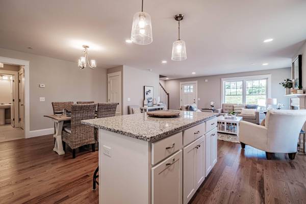 144 Falcon Crest DR #43, Gorham, ME 04038