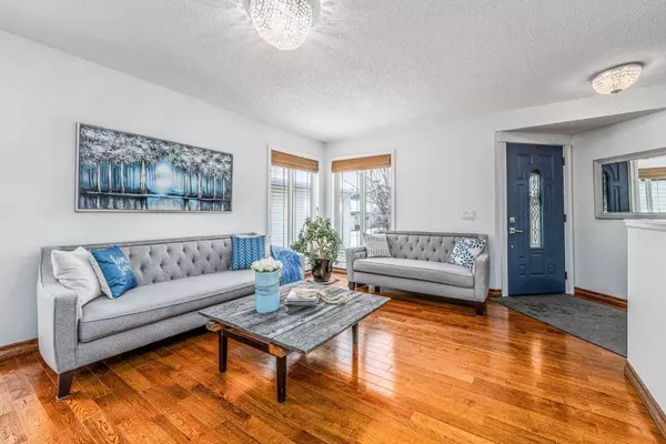 290 Arbour Wood Close NW, Calgary, AB T3G 4B4