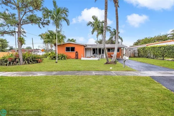 3500 SW 15th Ct, Fort Lauderdale, FL 33312