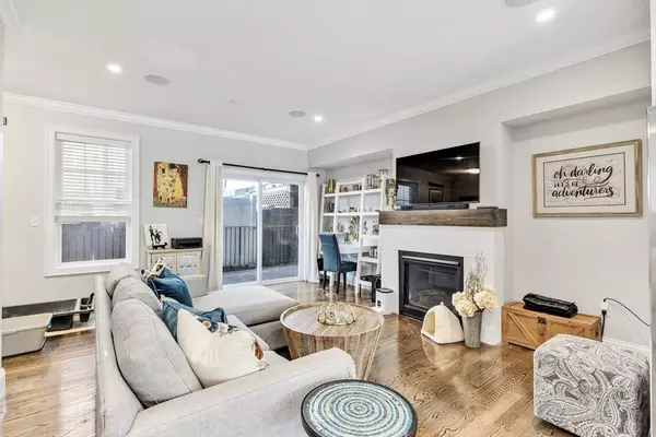 180 Gold St #1, Boston, MA 02127