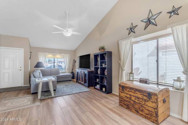 542 S HIGLEY Road #40, Mesa, AZ 85206