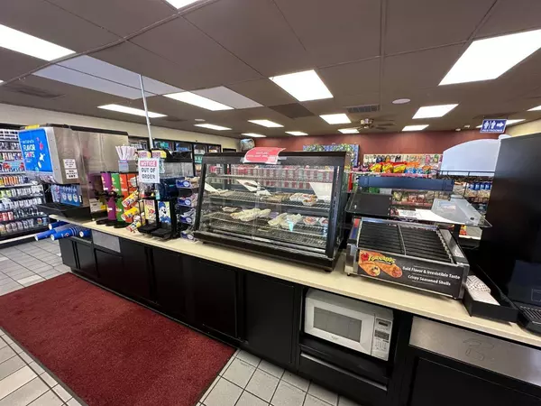 3769 W Shaw Avenue, Fresno, CA 93711