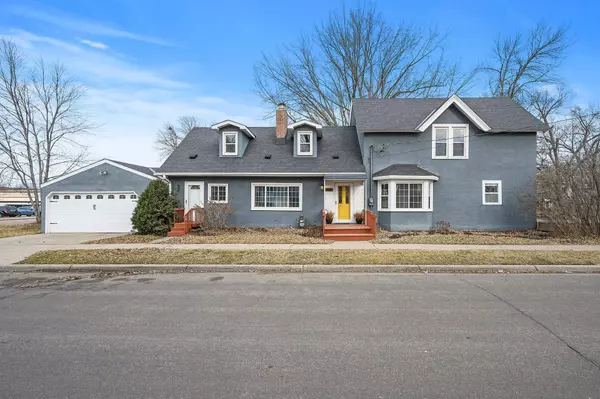 4864 Bloom AVE, White Bear Lake, MN 55110