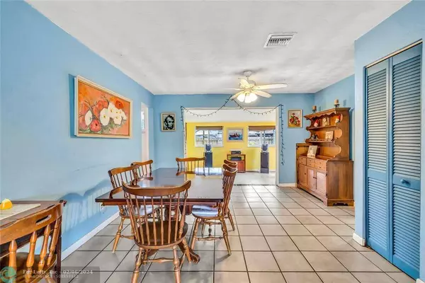 3500 SW 15th Ct, Fort Lauderdale, FL 33312