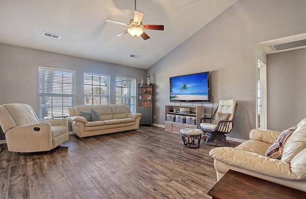 150 Salem Creek Dr, Goose Creek, SC 29445